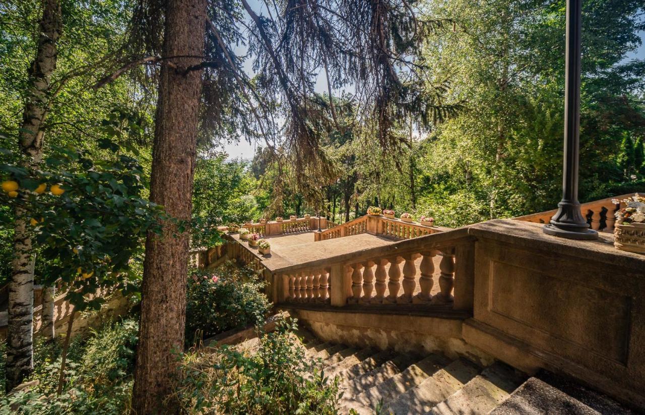 Spa Hotel Dvoretsa Welingrad Zewnętrze zdjęcie The staircase