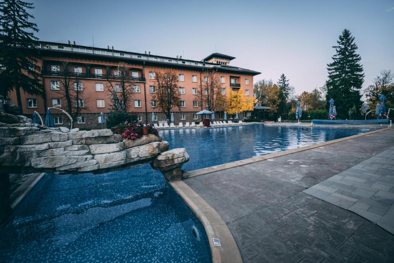 Spa Hotel Dvoretsa Welingrad Zewnętrze zdjęcie The hotel